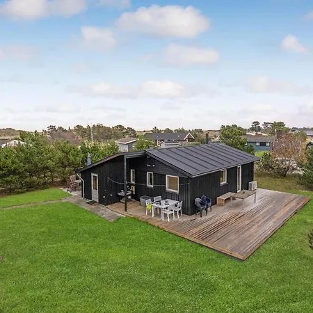 Holiday home Beautiful In With Wifi