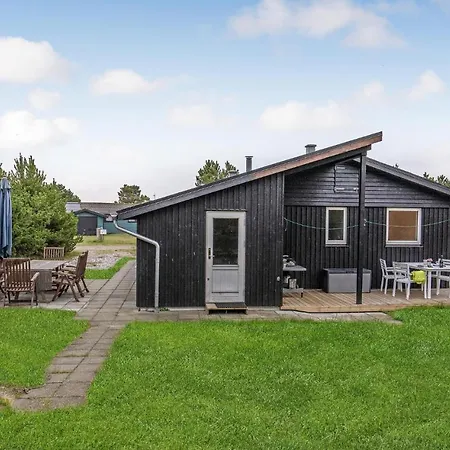 Two-bedroom In Saby Nyaraló